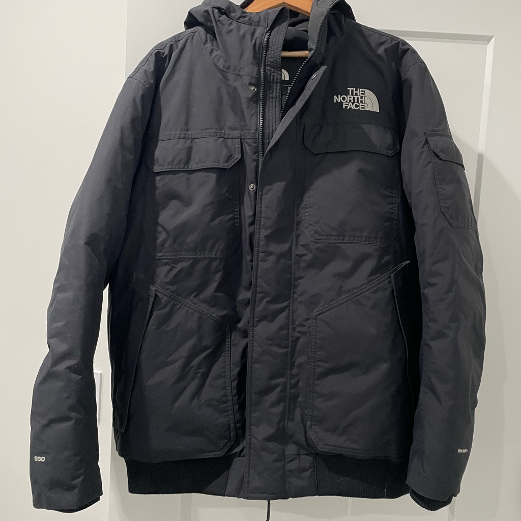 The North Face Men’s Black Hooded Down Puffer Bomber Parka